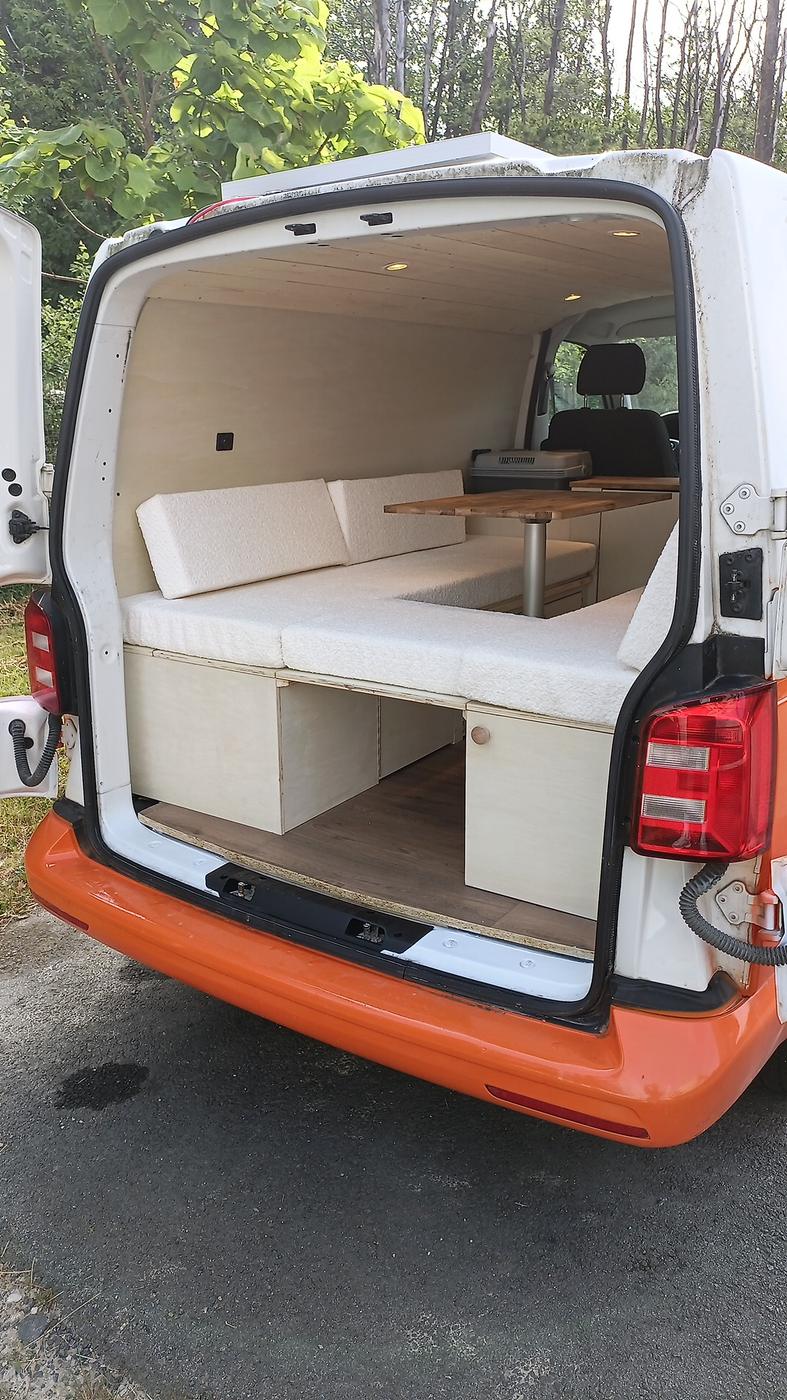 Van Jade Van Life en voyage, photo envoyée par un client